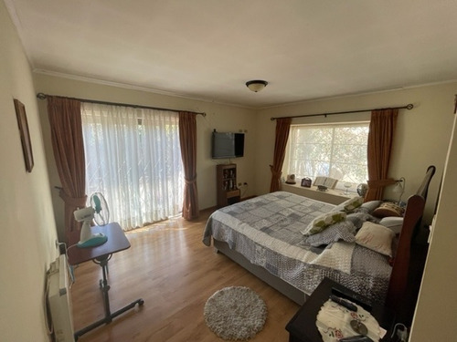 Imagen 26 de 28 de Vende Amplia Y Hermosa Casa (talca)