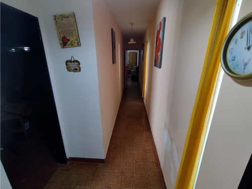 Imagen 12 de 19 de Venta Casa- Patio/3 Dorm.- Excelente Ubicación