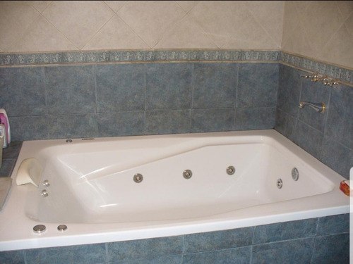 Casa En Venta 4 Ambientes En Munro