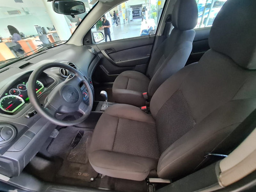 Imagen 13 de 13 de Chevrolet Aveo 2015 1.6 Lt At (c)