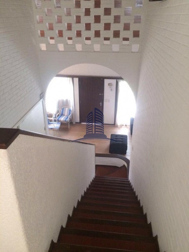 Casa En Venta 4 Dormitorios Y Dependencia - Ref: 897
