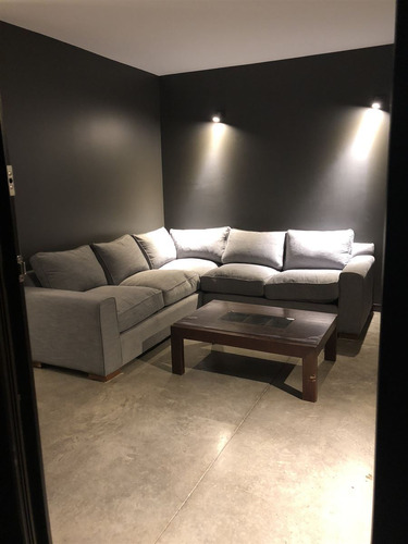 Casa En Venta De 4 Dorm. En Limache