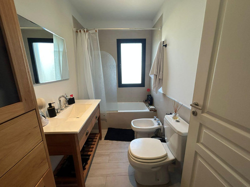 Venta Casa 5 Ambientes Con Pileta - Barrio Privado Santo Tomás, Pilar
