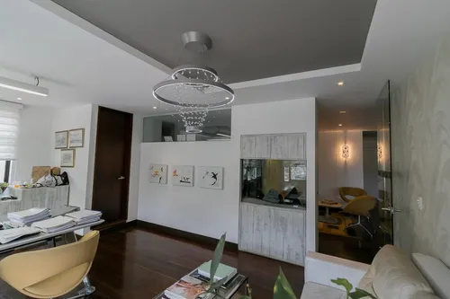 Oficina En Arriendo En Altos Del Virrey. Cod A1021262