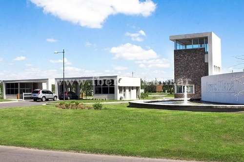 Imagen 1 de 6 de Lote Venta Ayres Plaza - Pilar