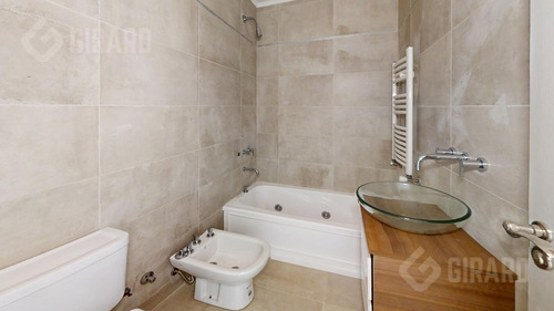 Departamento De 2 Ambientes En Venta, A Estrenar, Zona Plaza Mitre. Tour 360