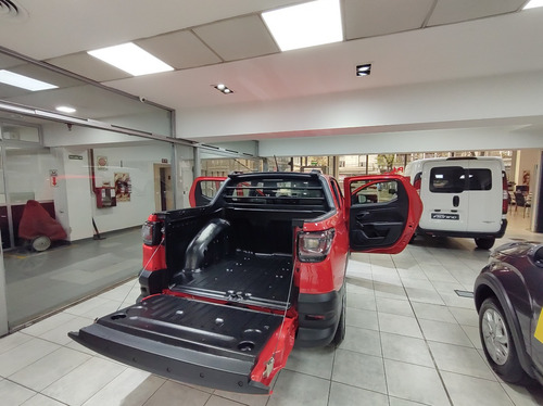Fiat Strada 1.4 8v Endurance Cd