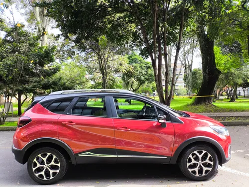 Renault Captur 2.0 Intens Automática