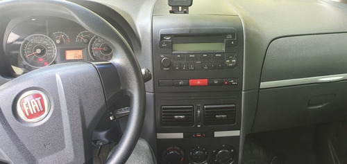 Fiat Idea 2012 1.4 Attractive Flex 5p