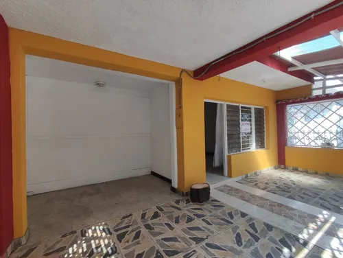 Casa En Venta En Popular. Cod V30674