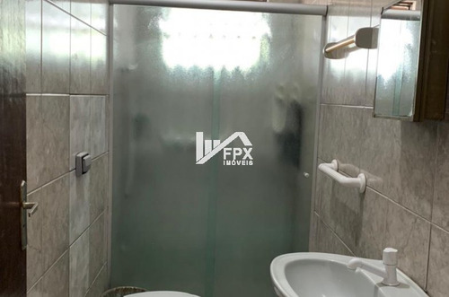 Imagem 10 de 11 de Linda Casa De Lote Inteiro Com Piscina Lado Praia