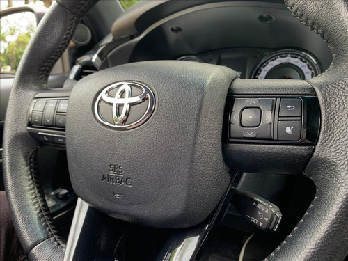 Imagem 10 de 13 de Toyota Hilux Hilux Srx 2.8 Turbo Diesel 4x4