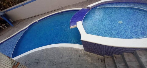 Townhouse Amoblado ,planta , En Guataparo Valencia Klu2
