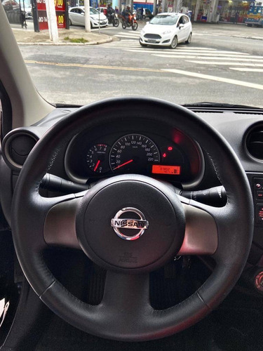 Imagem 9 de 12 de Nissan March 1.6 S 16v Flex 4p Manual