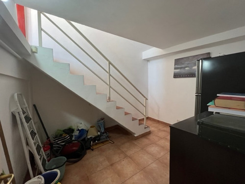 Imagen 20 de 30 de Ph Tipo Casa En Venta Con Cochera En Sarandi