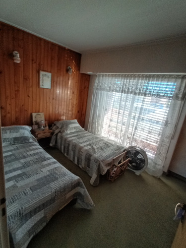 Casa Con Amplio Local, Se Vende O Alquila!!