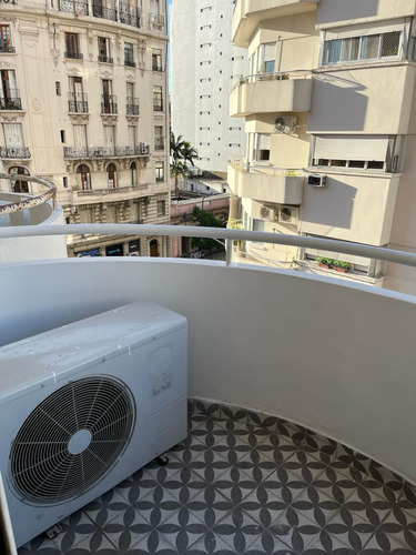 Departamento De Dos Ambientes, Alquiler Temporal, Barrio Norte