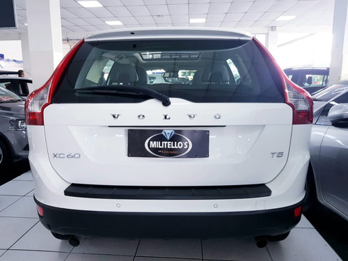 Volvo Xc60 Xc60 2.0 T5 Dynamic 2013 C/ Teto Solar