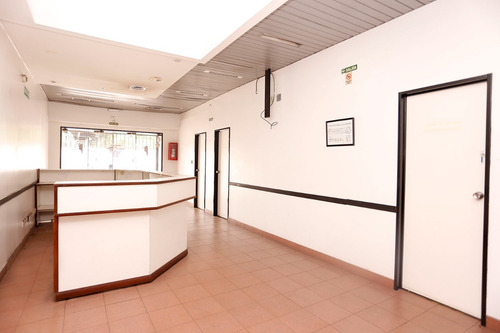 Venta-centro Médico, Con Habilitación, Equipado Con Quirófano Ambulatorio.