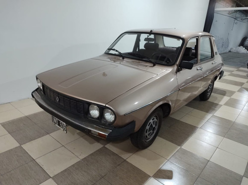 Renault 12