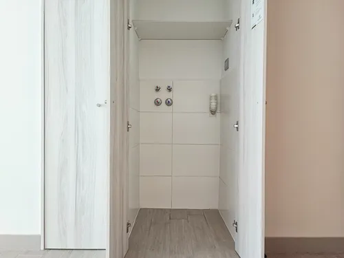 Edificio Av. Irarrázaval (1 Est. 1 Bod.) Vista Poniente Pi