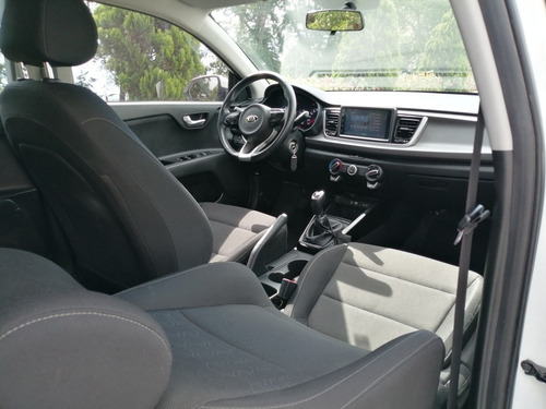 Kia Rio Zenit Mecanico