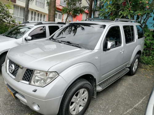 Nissan Pathfinder 4.0 R51 Le Lujo