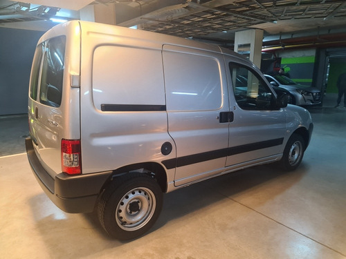 Imagen 6 de 15 de Peugeot Partner Hdi Confort