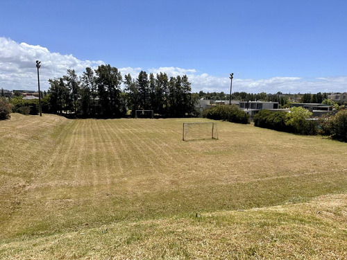 Venta Casa Barrio Cerrado 6 Dormitorios 2 Piscinas Cancha De Football Mansion Oportunidad