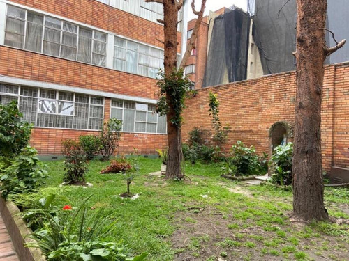 Imagen 11 de 17 de Apartamento En Venta En Bogotá Las Nieves. Cod 4984