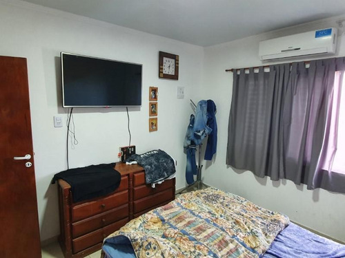 Imagen 15 de 30 de Casa De 3 Dormitorios (96 M2) Local Comercial (114 M2) - Excelente Estado
