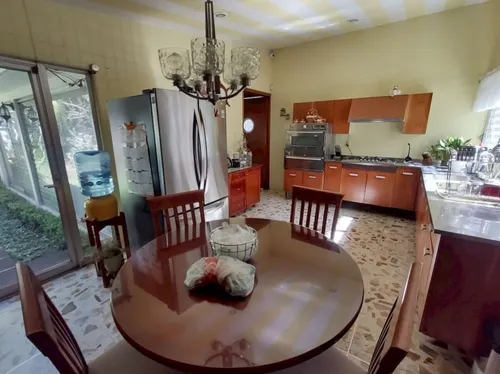 Casa En Un Solo Nivel En Col. Reforma, Cuernavaca