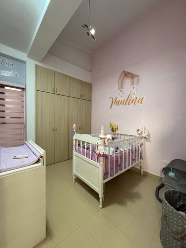 Lm Moderno Townhouse En Venta Res. Naiguata Sector Manantial