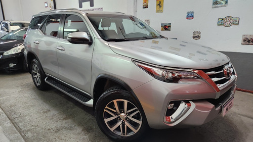 Imagen 2 de 25 de Toyota Sw4 Srx 2020 At 2.8 At 4x4 Smart Garage