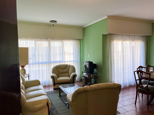 Clasico Semipiso Centrico En Venta Tandil