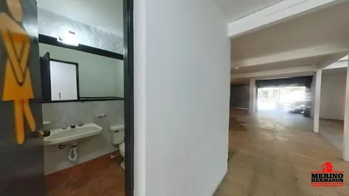 Local En Arriendo En Medellín - Laureles
