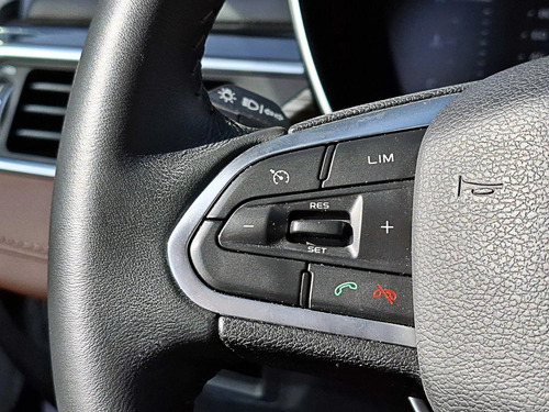 Geely Azkarra Luxury