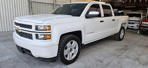 Chevrolet Silverado 5.3 2500 v8 Aa At