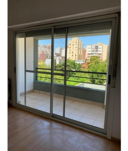 Imagen 3 de 11 de Departamento Tres Ambientes Con Cochera Y Baulera