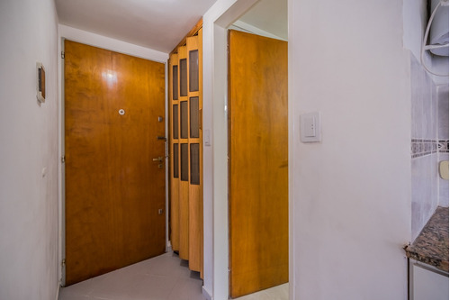 Departamento Monoambiente En Venta En Morón, G.b.a. Zona Oeste, Argentina