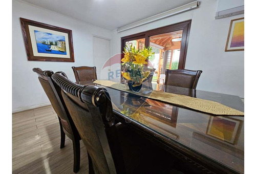 Impecable Casa En Quebrada De Macul