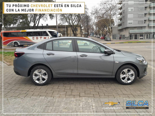 Imagen 4 de 12 de Chevrolet Onix Plus Ltz Turbo 2023 Gris Plata 0km