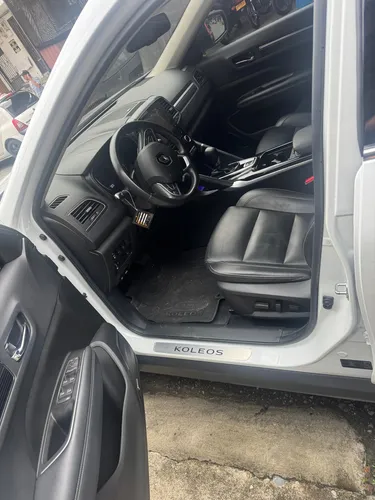 Renault Koleos 2.5 Intens 4X4 Bose