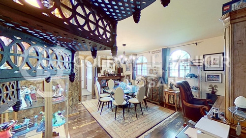 Casa Pedregal De Echegaray
