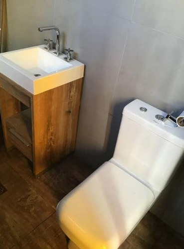 Casa Venta 2 Dormitorios 2 Baños 2 Cocheras, Jardin Terreno 10 X 20 Mts - 200 Mts 2- La Plata