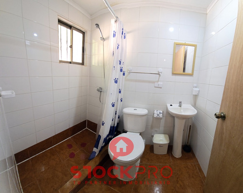 Venta Casa Amoblada En Algarrobo, 3d + 3b + 3est.
