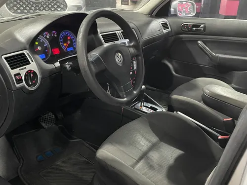 Volkswagen Bora 2008 Aut. 2.0
