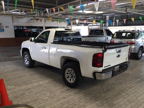 Chevrolet Silverado Ls