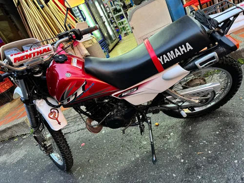 Moto Dt 125