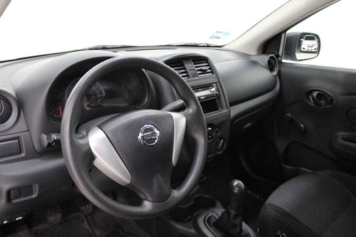 Imagen 9 de 15 de Nissan Versa 2017 4 Cilindros